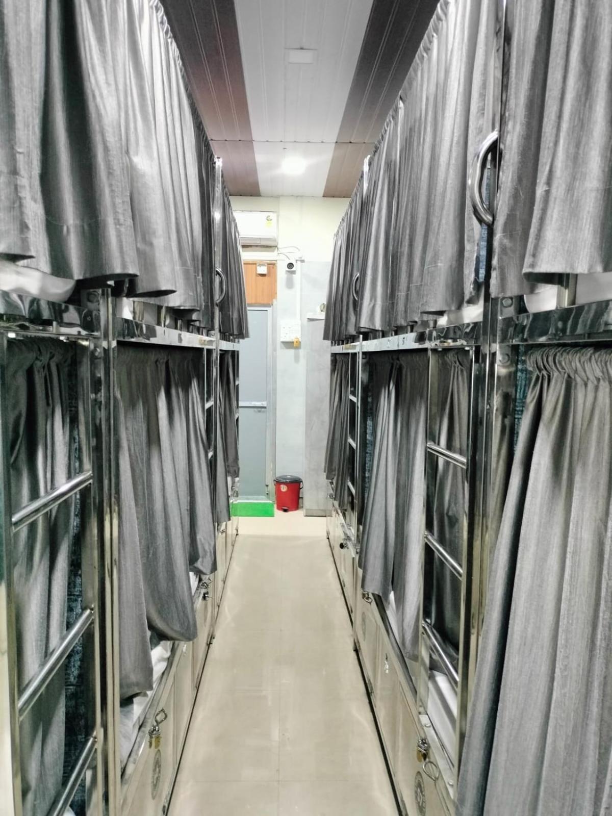 Star Dormitory Mumbai Bagian luar foto