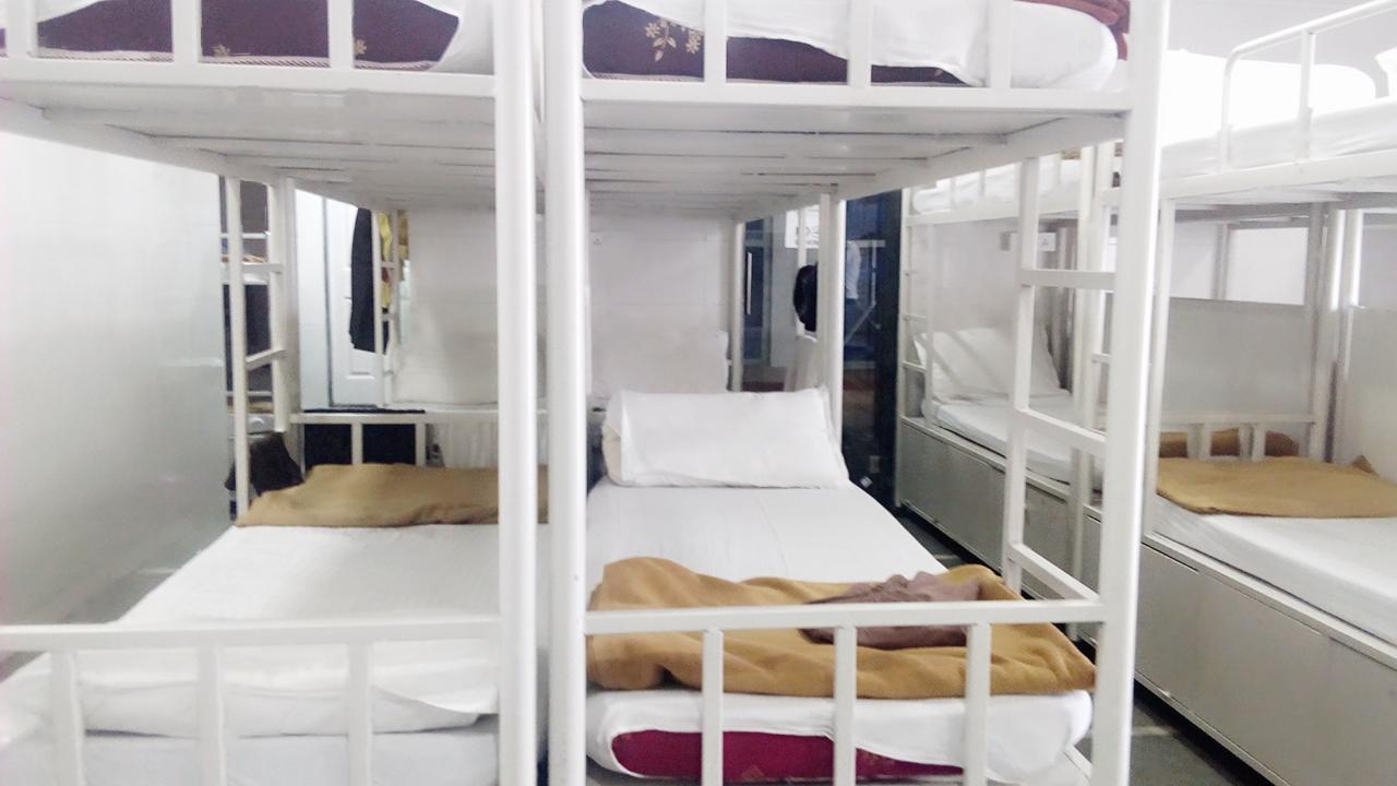 Star Dormitory Mumbai Bagian luar foto
