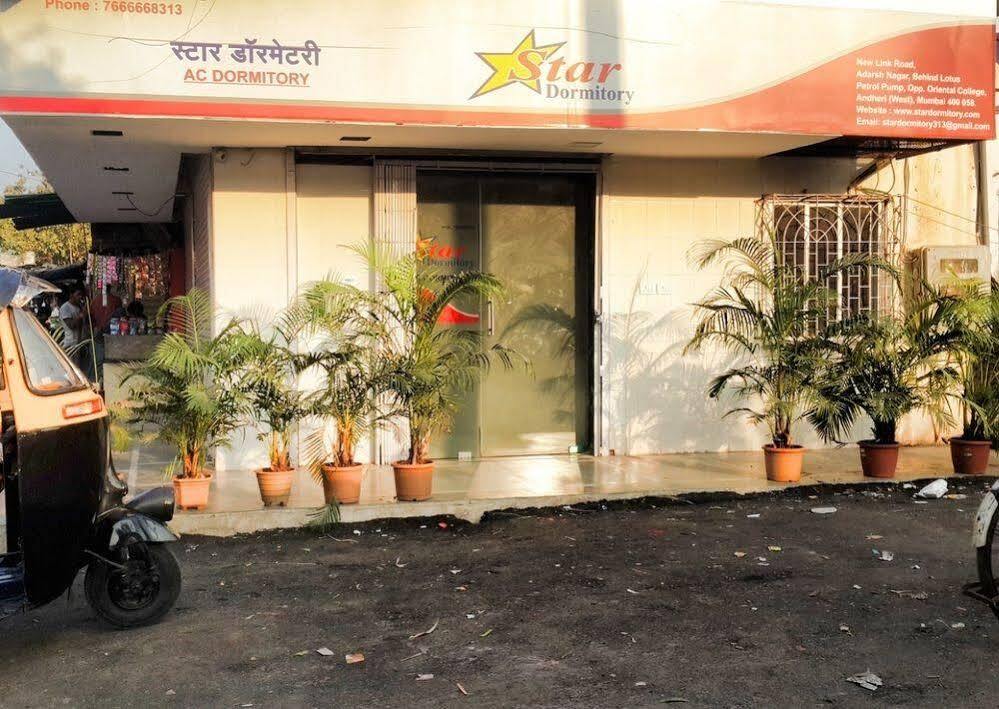 Star Dormitory Mumbai Bagian luar foto